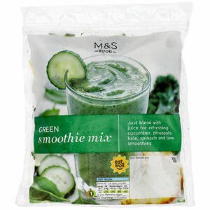 marksandspencer_FOOD2023_29086481_zmrazeny mix na green smoothie s kapustou, spenatem, okurkou, ananasem a limetkou _99,90Kc.jpg